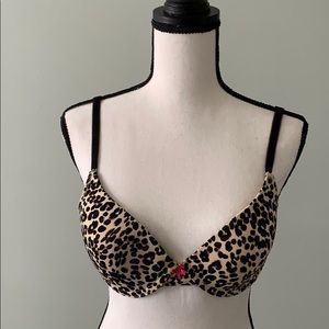 NWOT Juicy Couture Black Label Bra 36C cheetah